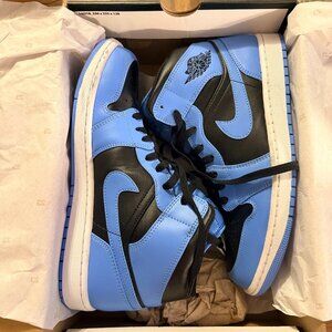 Nike Air Jordan 1 Mid University Blue/Black/White Size 10 With OG Box DQ8426-401